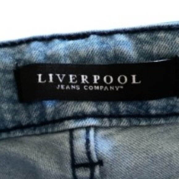 NWT Liverpool Printed Rolled Cuff Jeans 4 - Picture 2 of 4